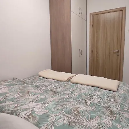 Stanisic アパート